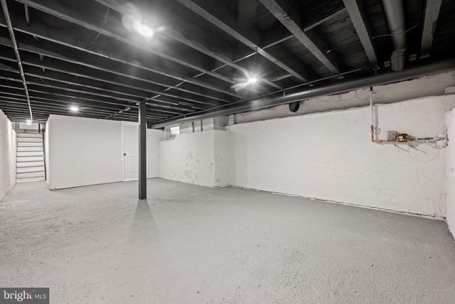 222 W BARNARD ST, West Chester, PA 19382