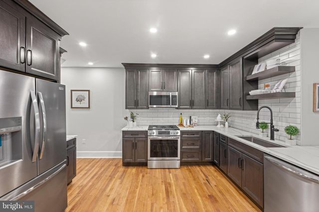 222 W BARNARD ST, West Chester, PA 19382