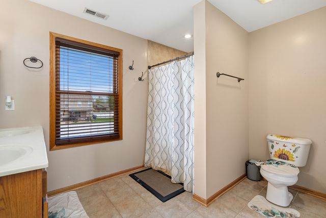 855 Magnolia Drive, Bourbonnais, IL 60914