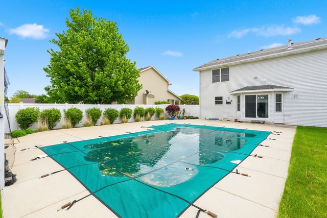 855 Magnolia Drive, Bourbonnais, IL 60914