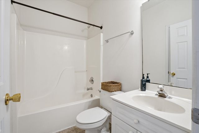 2779 Waterpointe Circle, Mount Pleasant, SC 29466