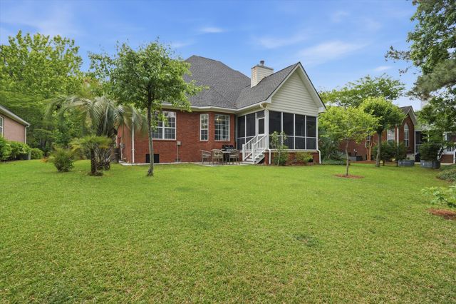 2779 Waterpointe Circle, Mount Pleasant, SC 29466