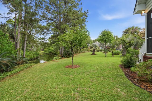 2779 Waterpointe Circle, Mount Pleasant, SC 29466