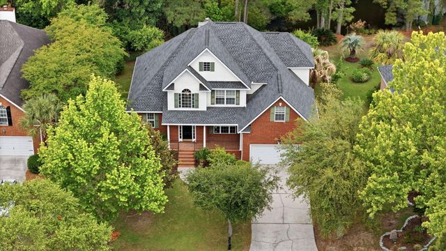 2779 Waterpointe Circle, Mount Pleasant, SC 29466