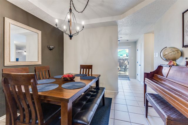 809 Broadmoor Drive, Mesquite, TX 75149