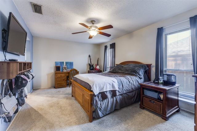 809 Broadmoor Drive, Mesquite, TX 75149