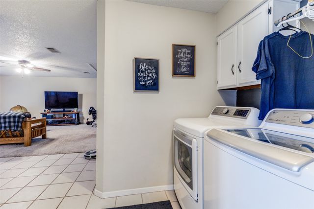 809 Broadmoor Drive, Mesquite, TX 75149