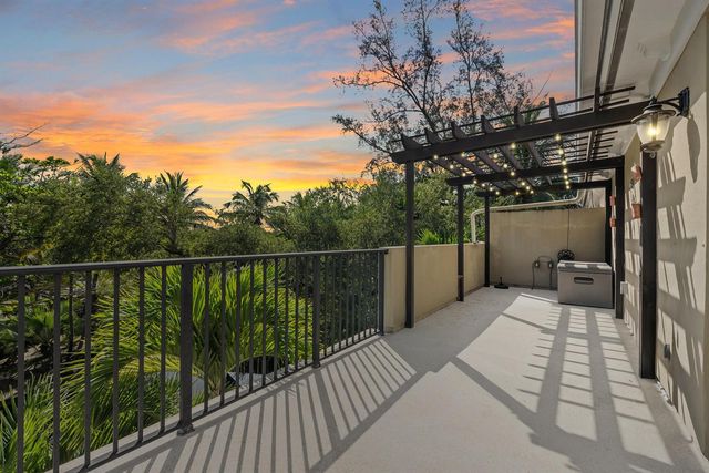 814 SW 10TH Street 814, Fort Lauderdale, FL 33315