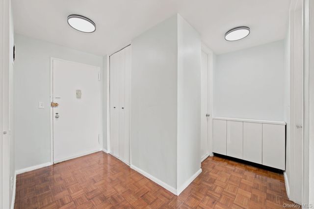 185 Hall Street 1010, Brooklyn, NY 11205
