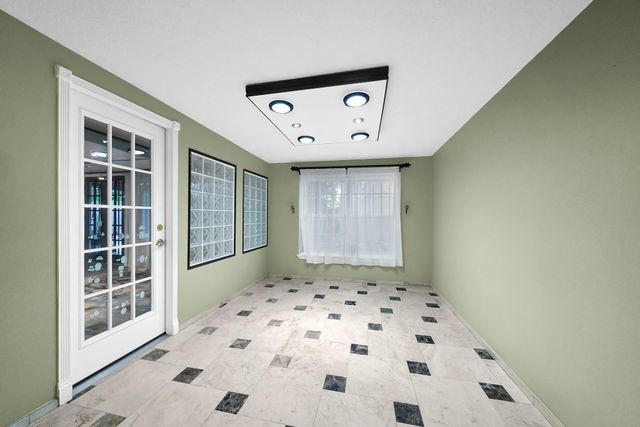 8030 Dodiewood Lane, Houston, TX 77086