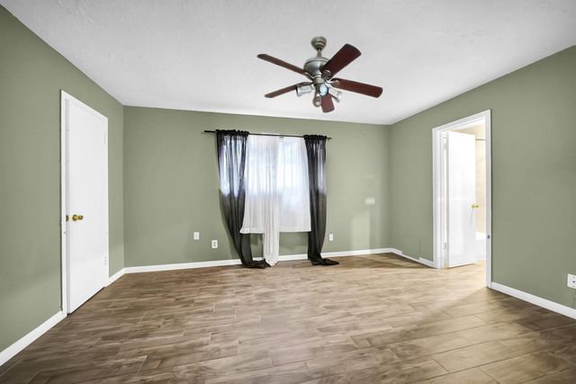 8030 Dodiewood Lane, Houston, TX 77086
