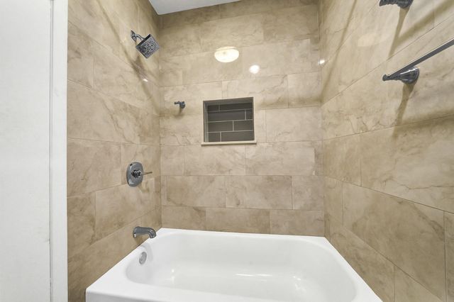 8030 Dodiewood Lane, Houston, TX 77086