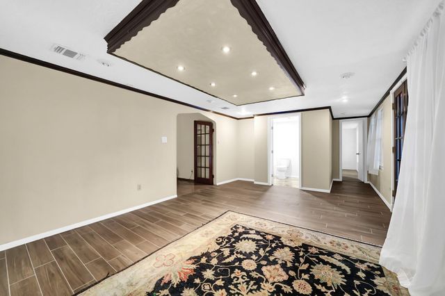 8030 Dodiewood Lane, Houston, TX 77086