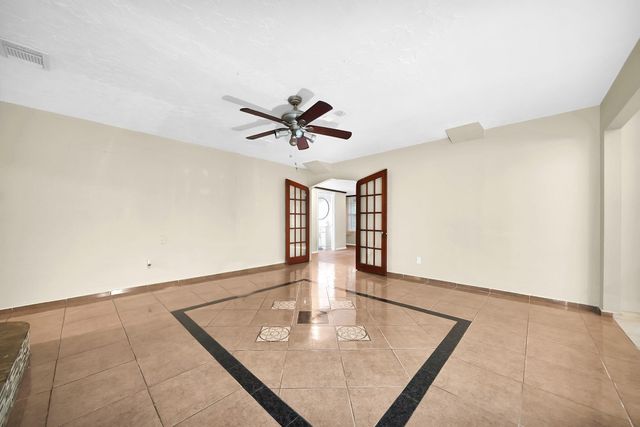 8030 Dodiewood Lane, Houston, TX 77086