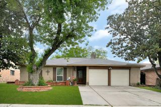 8030 Dodiewood Lane, Houston, TX 77086