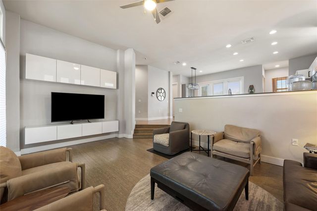 2804 S 5th ST A, Austin, TX 78704