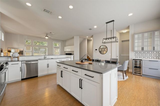 2804 S 5th ST A, Austin, TX 78704