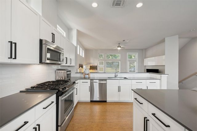 2804 S 5th ST A, Austin, TX 78704