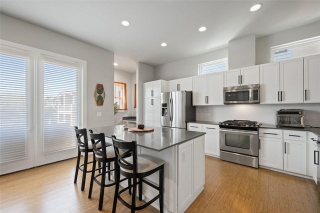 2804 S 5th ST A, Austin, TX 78704
