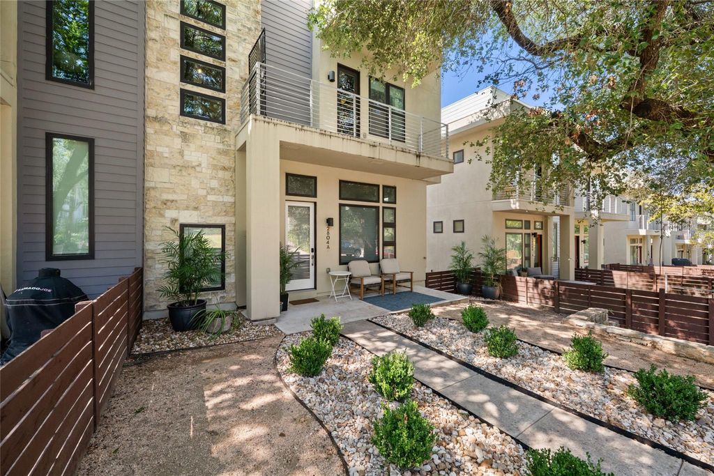 2804 S 5th ST A, Austin, TX 78704