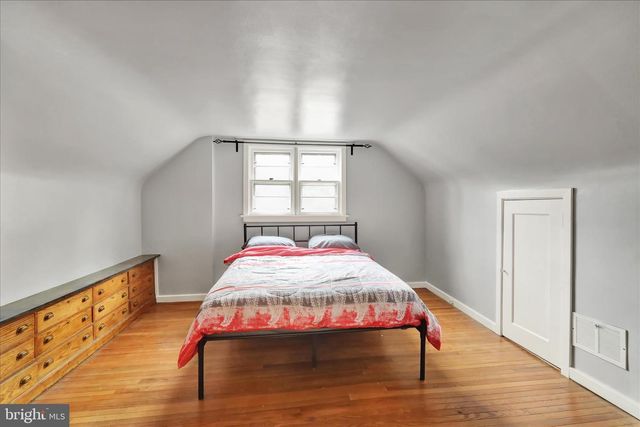 1815 HOLLY RD, Reading, PA 19602