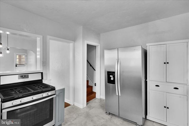 1815 HOLLY RD, Reading, PA 19602
