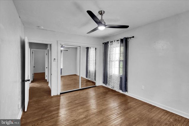 1815 HOLLY RD, Reading, PA 19602