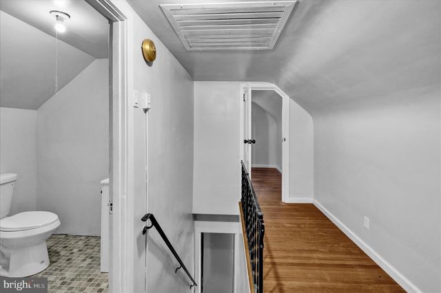1815 HOLLY RD, Reading, PA 19602