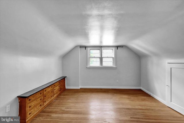 1815 HOLLY RD, Reading, PA 19602