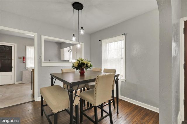1815 HOLLY RD, Reading, PA 19602