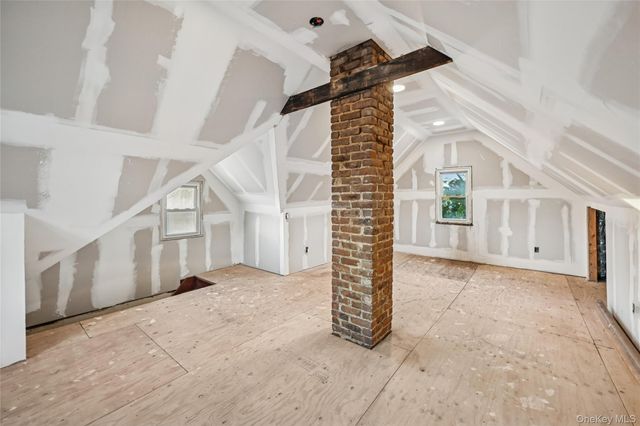 103 Smith Street, Lynbrook, NY 11563