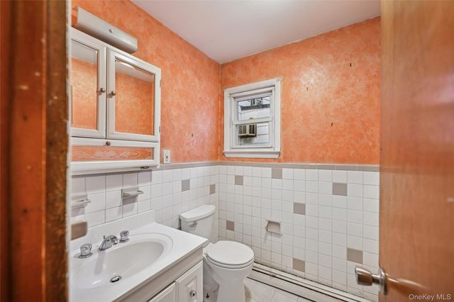 103 Smith Street, Lynbrook, NY 11563