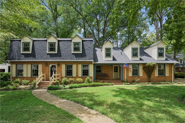 709 Oxbow DR, Virginia Beach, VA 23464