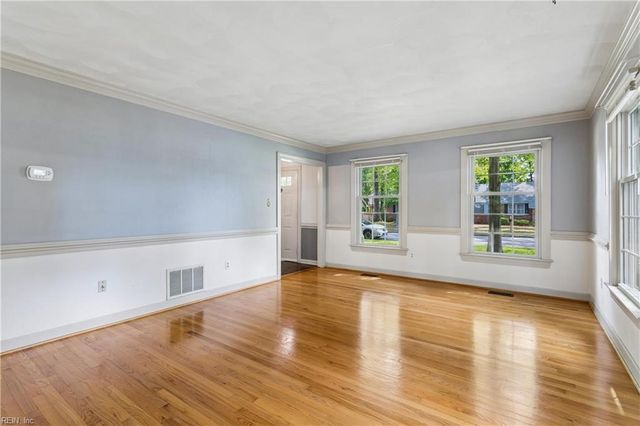 709 Oxbow DR, Virginia Beach, VA 23464