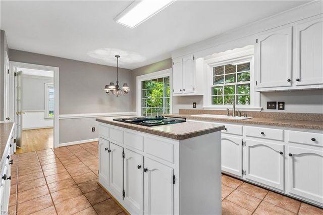 709 Oxbow DR, Virginia Beach, VA 23464
