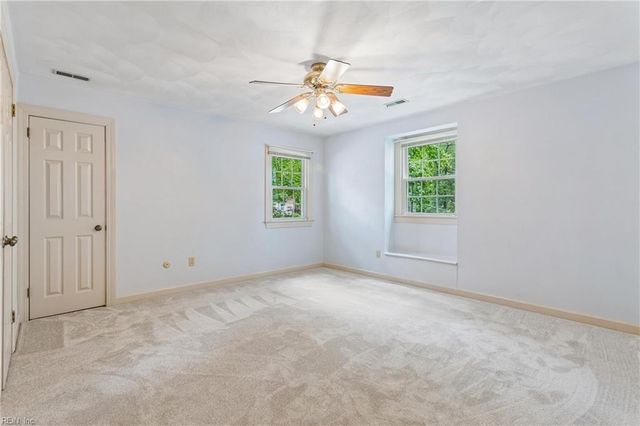 709 Oxbow DR, Virginia Beach, VA 23464