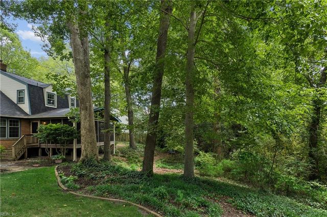 709 Oxbow DR, Virginia Beach, VA 23464