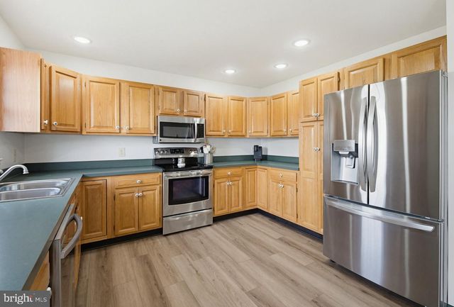 65 BROOKFIELD DR, Elizabethtown, PA 17022