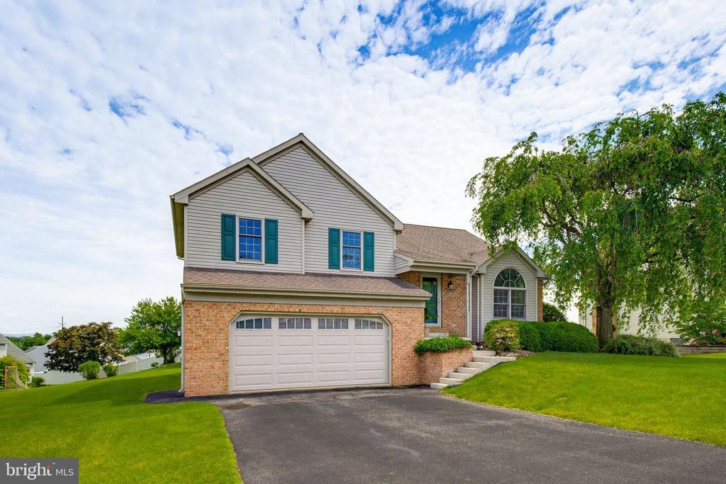 65 BROOKFIELD DR, Elizabethtown, PA 17022
