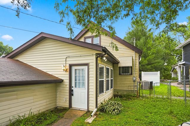 2508 Western Avenue, Davenport, IA 52803