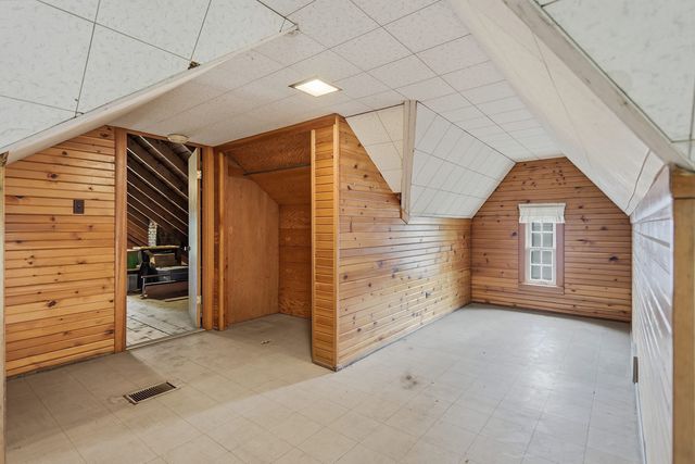 2508 Western Avenue, Davenport, IA 52803