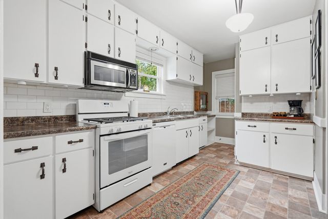 2508 Western Avenue, Davenport, IA 52803