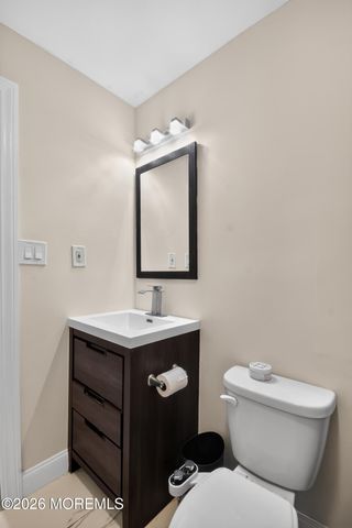 105 Roosevelt Drive, Brick, NJ 08724