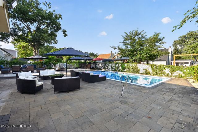 105 Roosevelt Drive, Brick, NJ 08724