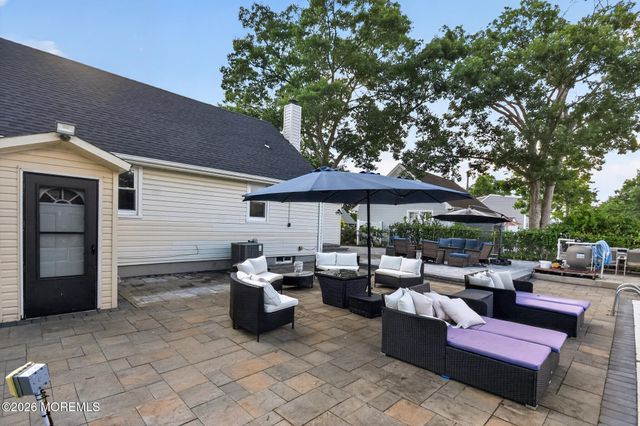 105 Roosevelt Drive, Brick, NJ 08724
