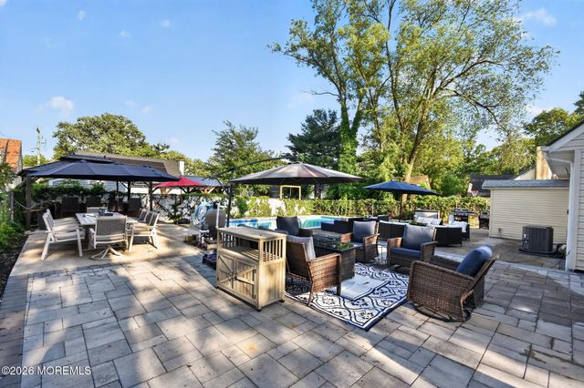105 Roosevelt Drive, Brick, NJ 08724