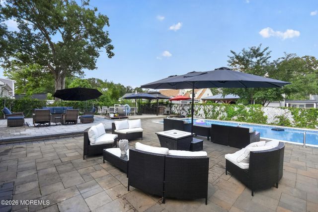 105 Roosevelt Drive, Brick, NJ 08724