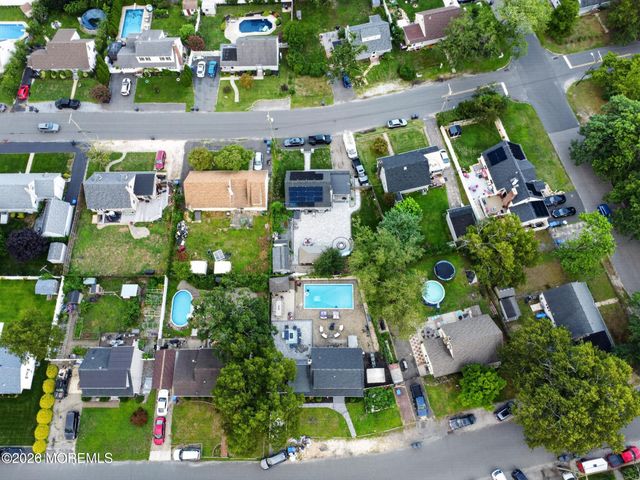 105 Roosevelt Drive, Brick, NJ 08724
