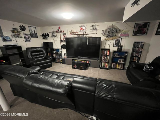 105 Roosevelt Drive, Brick, NJ 08724