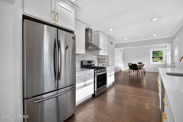 105 Roosevelt Drive, Brick, NJ 08724